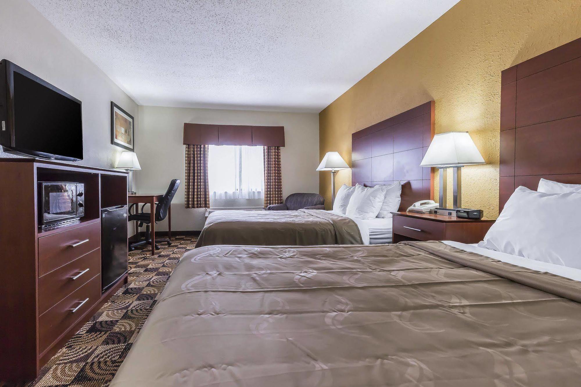 Quality Inn Sycamore - Dekalb Eksteriør bilde