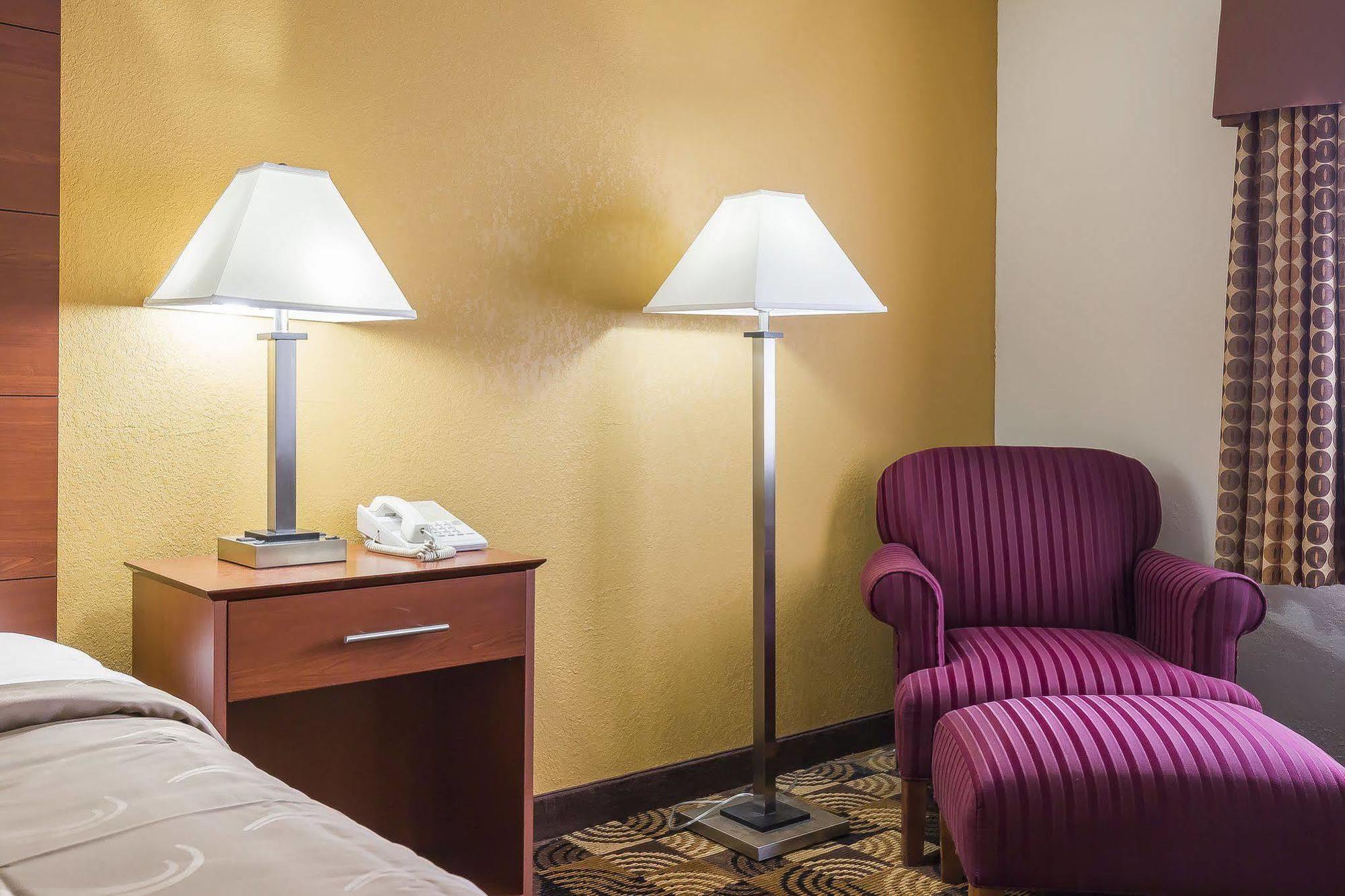 Quality Inn Sycamore - Dekalb Eksteriør bilde