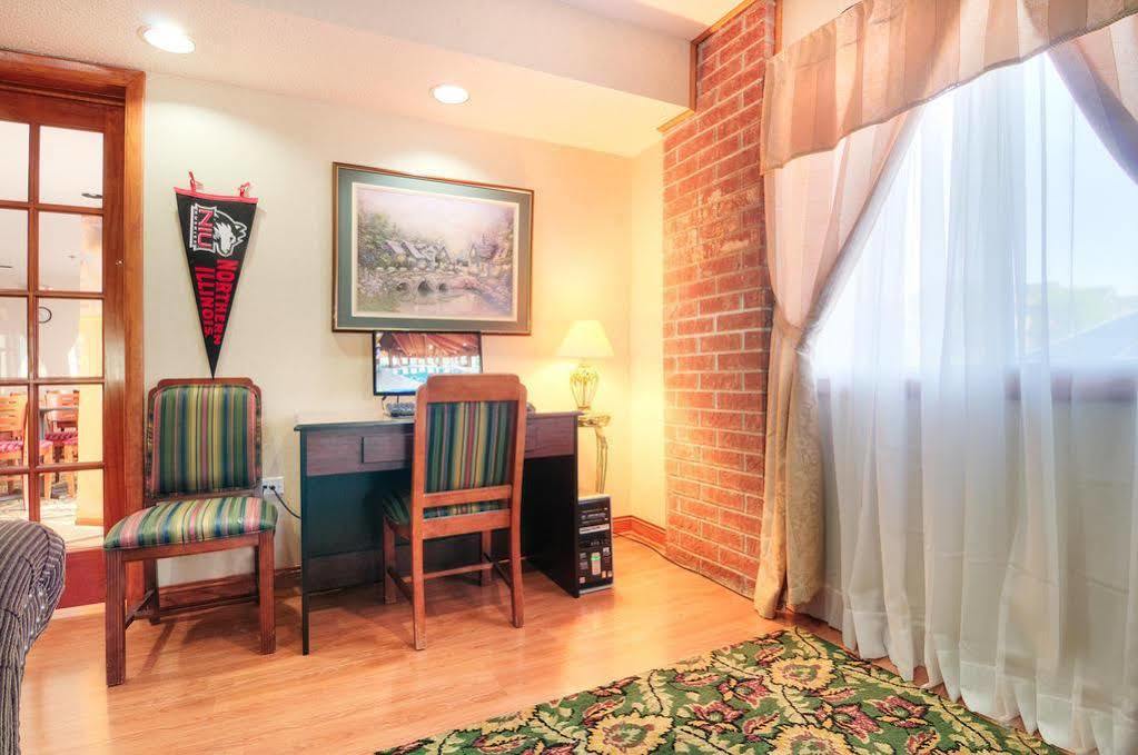 Quality Inn Sycamore - Dekalb Eksteriør bilde